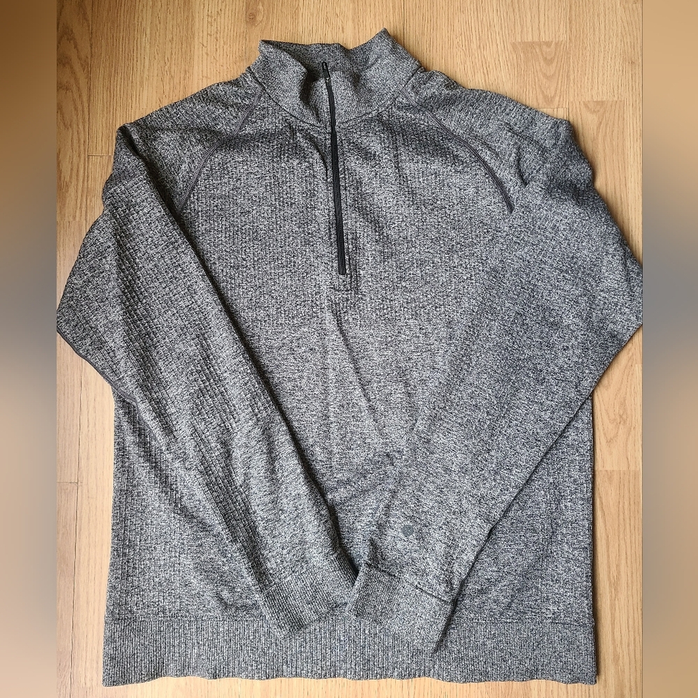 Lululemon Engineered Warmth size large